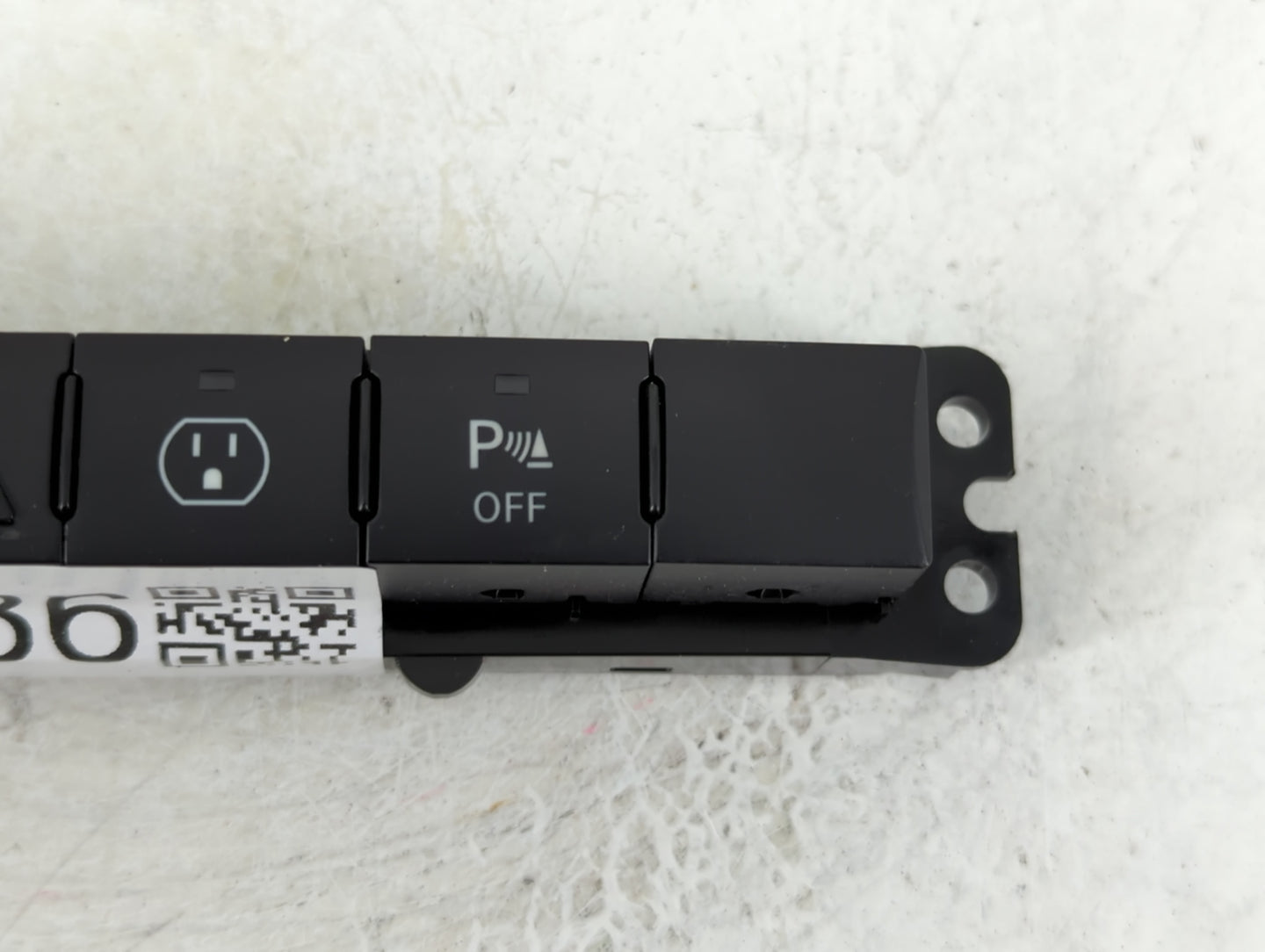 2013-2013 Jeep Grand Cherokee Traction Control Module P68188608aa - Oemusedautoparts1.com