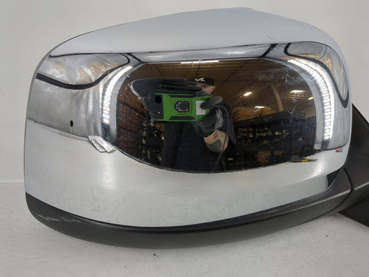 2016-2022 Jeep Grand Cherokee Passenger Side View Mirror - Right Door Mirror OEM Used