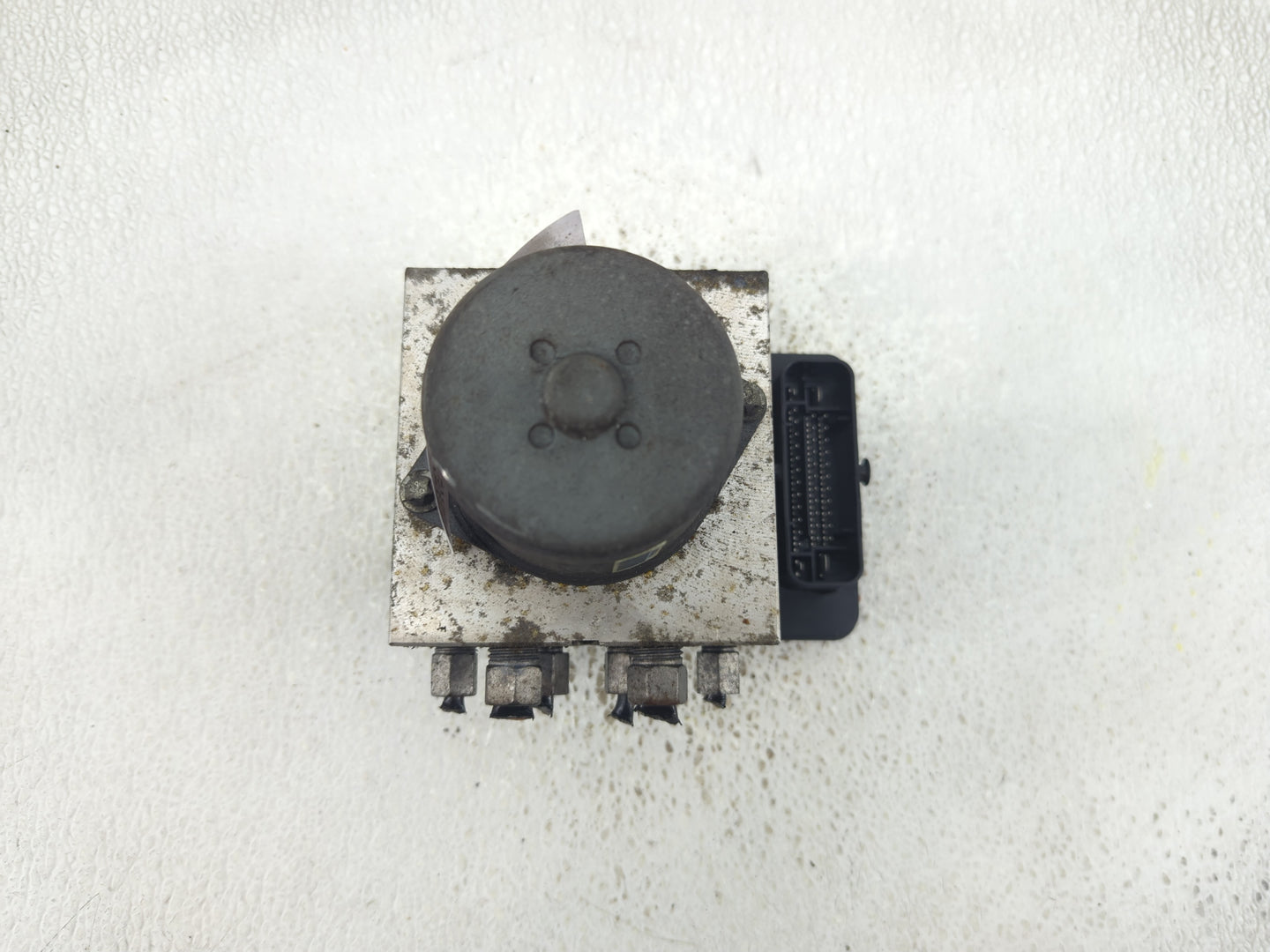 2013-2014 Jeep Grand Cherokee ABS Pump Control Module Replacement P/N:68164629AA Fits Fits 2013 2014 OEM Used Auto Parts - O
