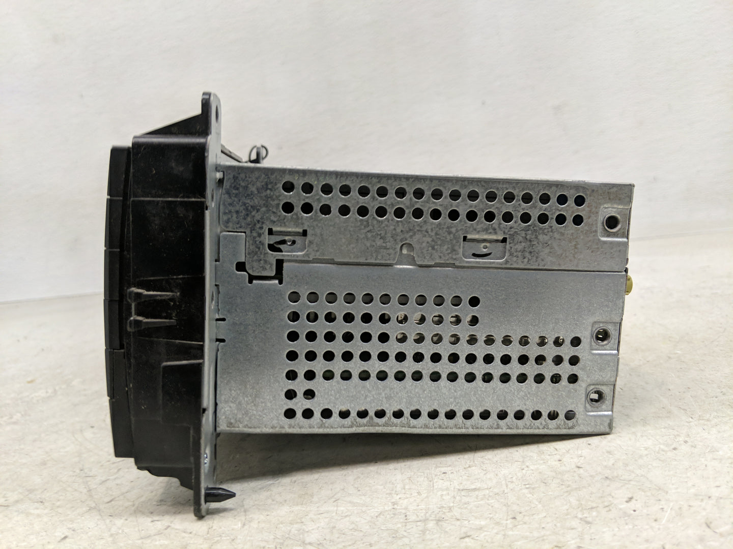 2013 Jeep Grand Cherokee Radio AM FM Cd Player Receiver Replacement P/N:P05091659AC Fits OEM Used Auto Parts - Oemusedautopa