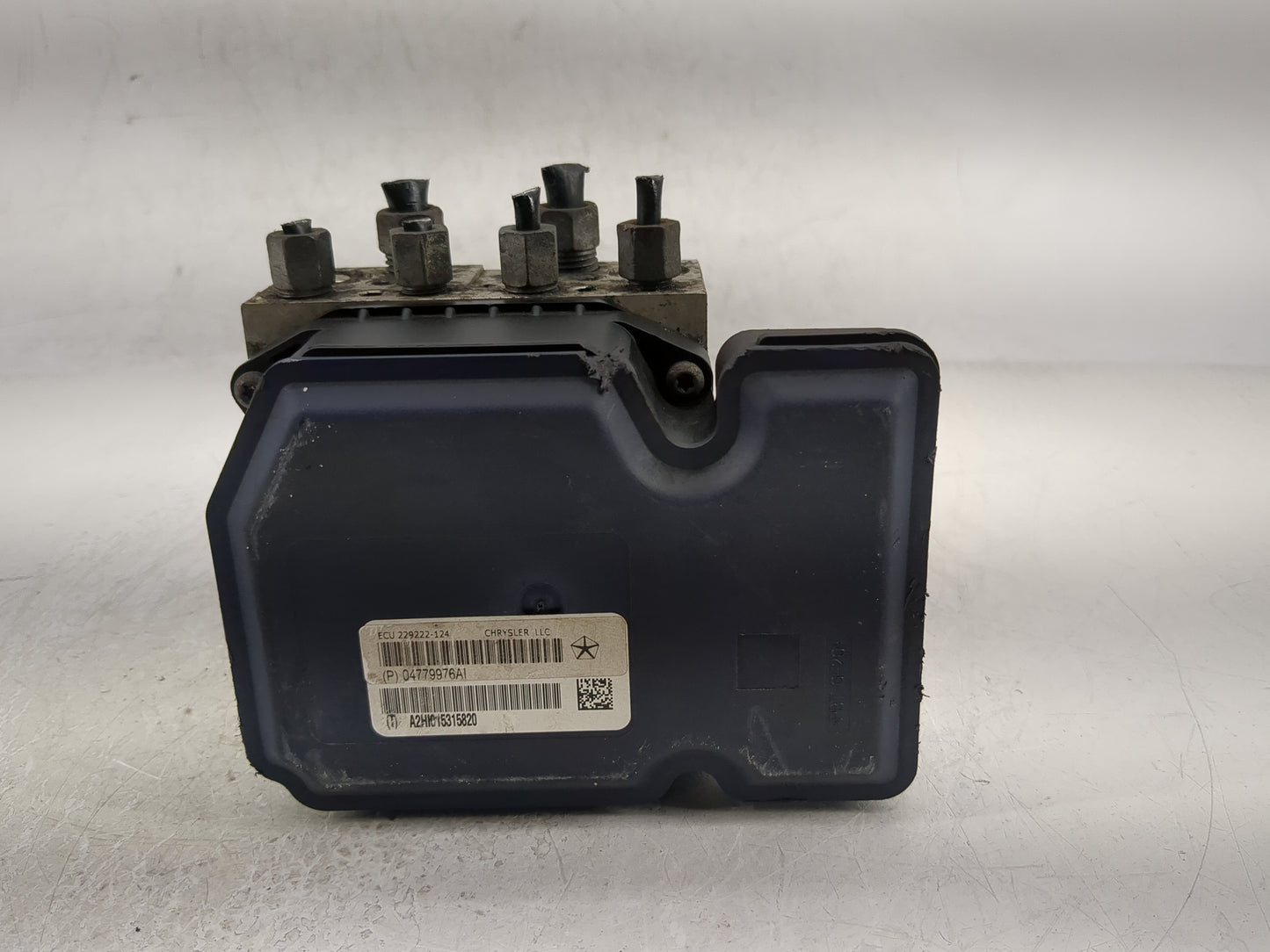 2013-2014 Jeep Grand Cherokee ABS Pump Control Module Replacement P/N:04779976AI Fits Fits 2013 2014 OEM Used Auto Parts - O