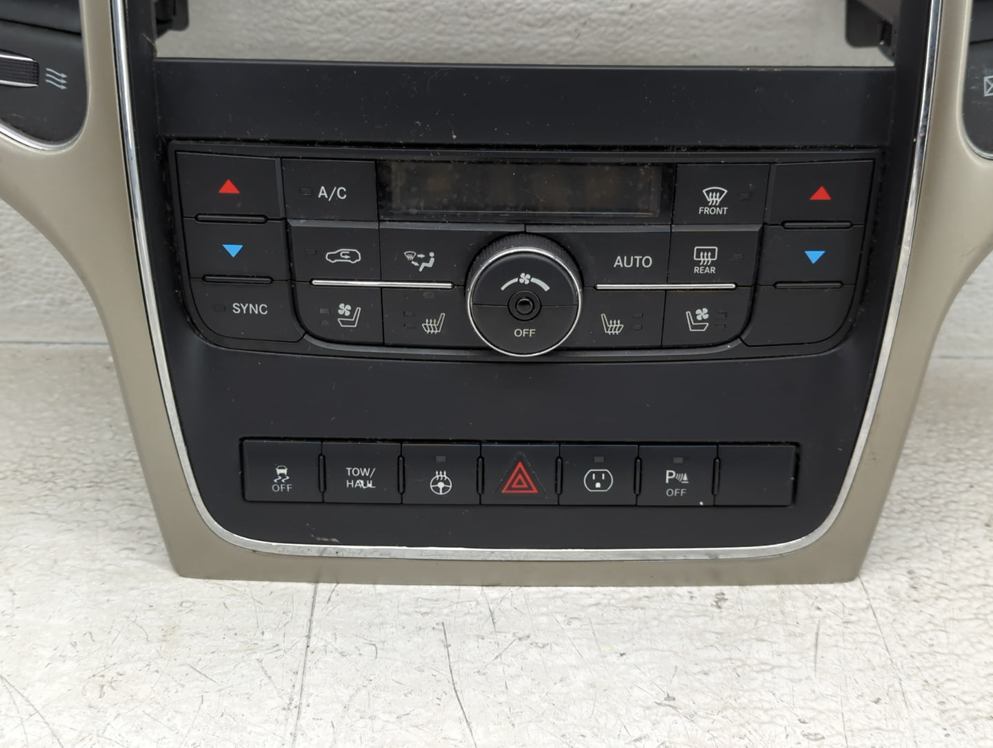 2011-2013 Jeep Grand Cherokee Climate Control Module Temperature AC/Heater Replacement P/N:68111110A0 Fits Fits 2011 2012 20