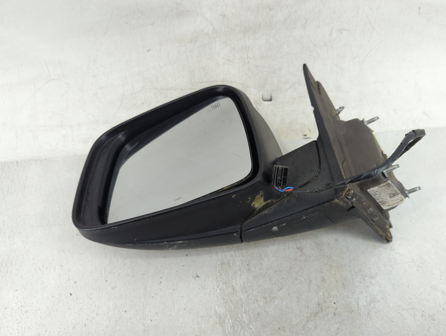 2011-2022 Jeep Grand Cherokee Driver Side View Mirror - Left Door Mirror OEM Used - Oemusedautoparts1.com