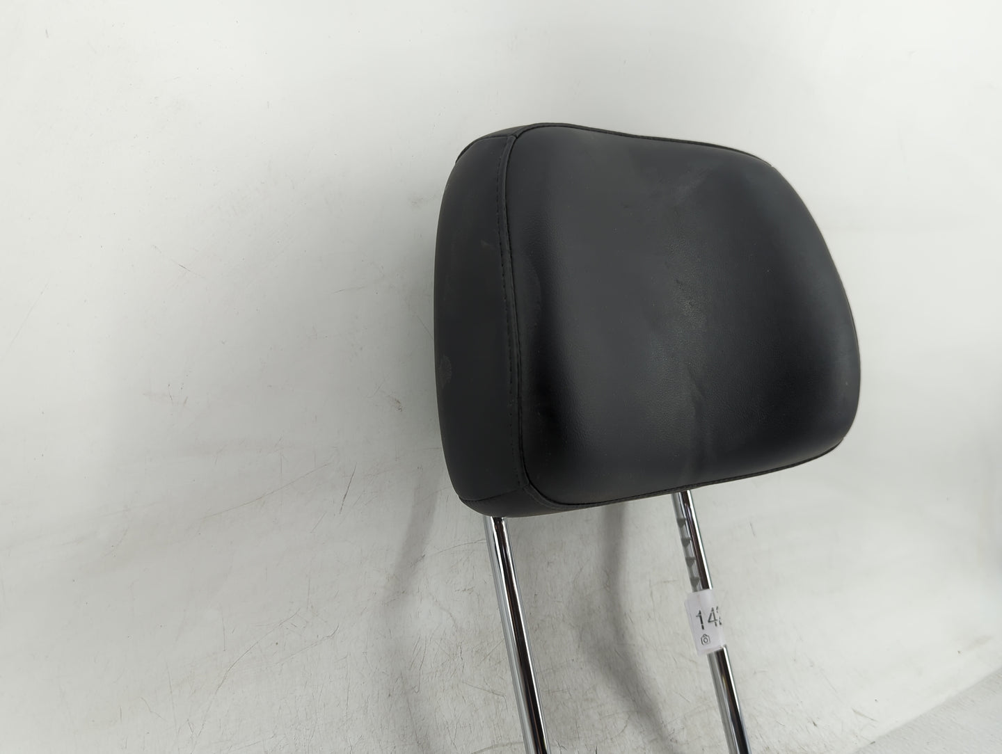 2013 Jeep Grand Cherokee Headrest Head Rest Front Driver Passenger Seat - Oemusedautoparts1.com