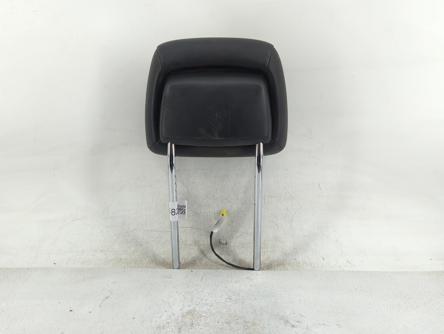 2013 Jeep Grand Cherokee Headrest Head Rest Front Driver Passenger Seat - Oemusedautoparts1.com