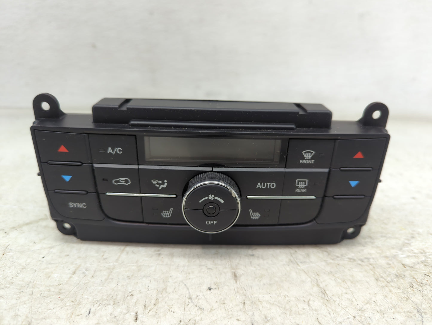 2011-2013 Jeep Grand Cherokee Climate Control Module Temperature AC/Heater Replacement P/N:68111109AQ 5HB 011 221-23 Fits OE