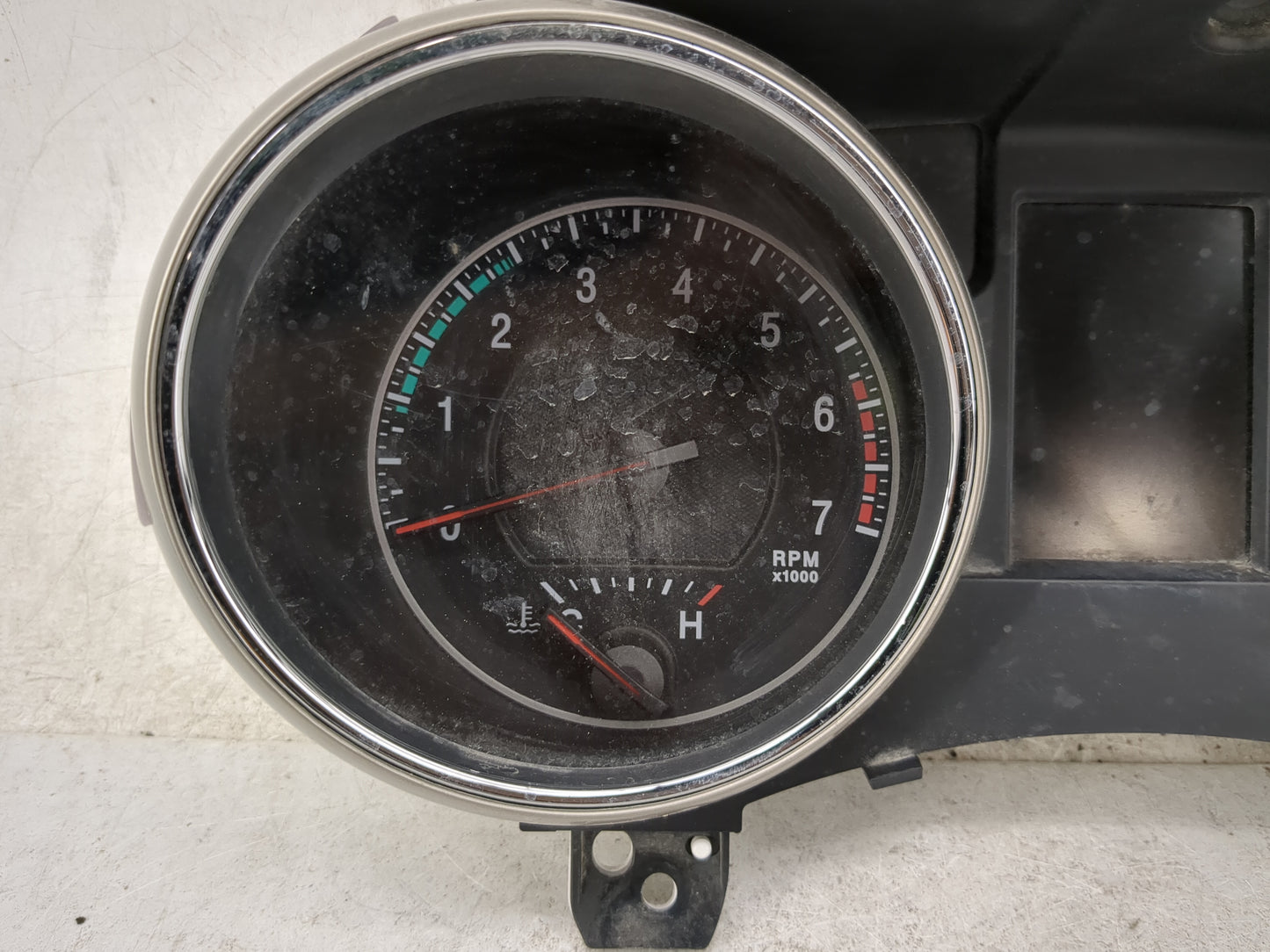 2013 Jeep Grand Cherokee Instrument Cluster Speedometer Gauges P/N:68186246AA CR-0039-601-M0-CO Miles: Fits OEM Used Auto Pa