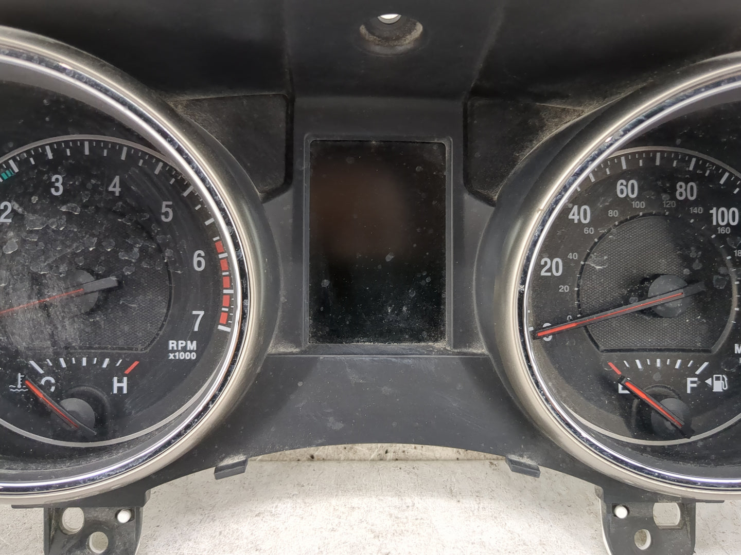 2013 Jeep Grand Cherokee Instrument Cluster Speedometer Gauges P/N:68186246AA CR-0039-601-M0-CO Miles: Fits OEM Used Auto Pa