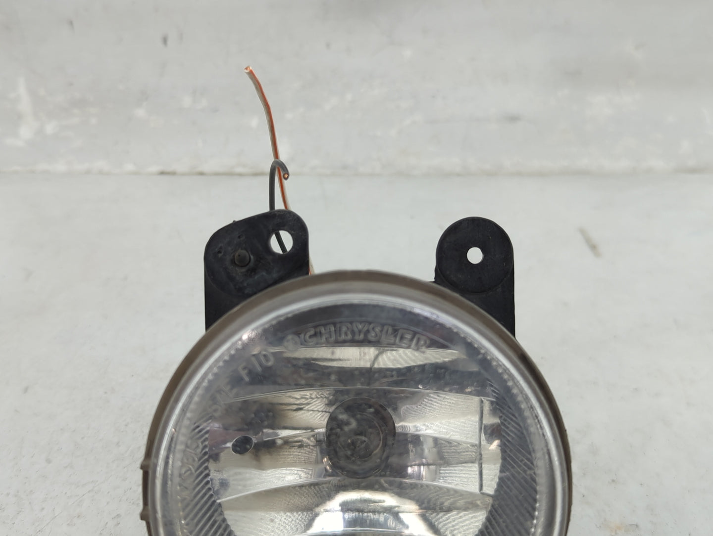 2011-2013 Jeep Grand Cherokee Passenger Right Oem Fog Light Lamp Black - Oemusedautoparts1.com