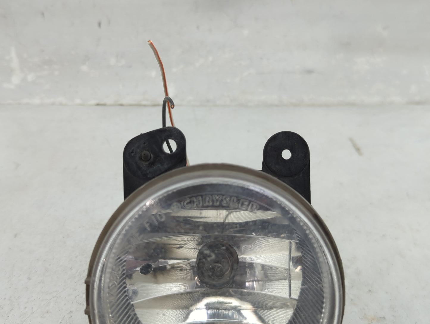 2011-2013 Jeep Grand Cherokee Passenger Right Oem Fog Light Lamp Black - Oemusedautoparts1.com
