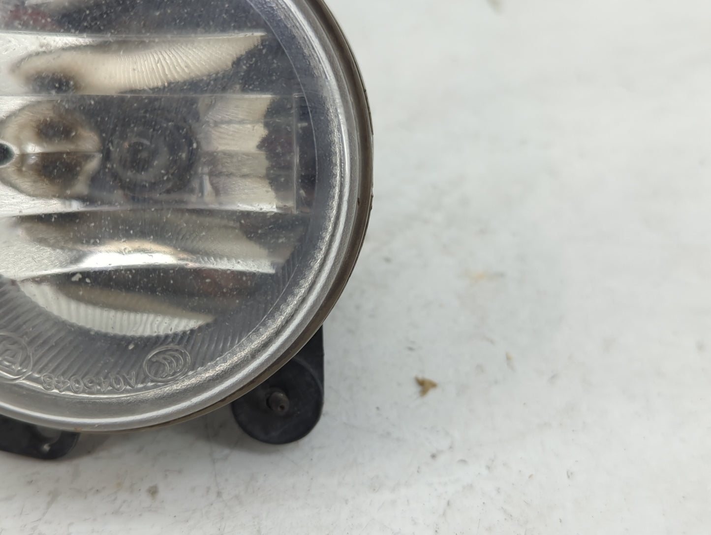 2011-2013 Jeep Grand Cherokee Passenger Right Oem Fog Light Lamp Black - Oemusedautoparts1.com