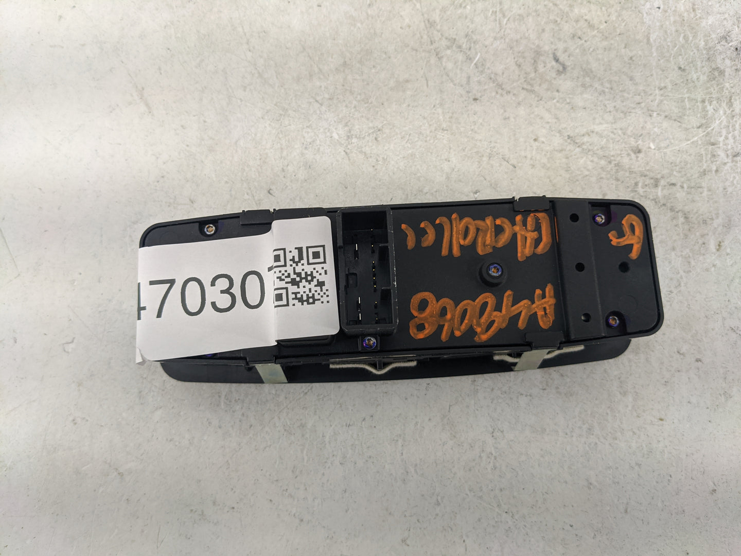 2011-2013 Jeep Grand Cherokee Master Power Window Switch Replacement Driver Side Left P/N:68030823AD 10011145 Fits OEM Used 
