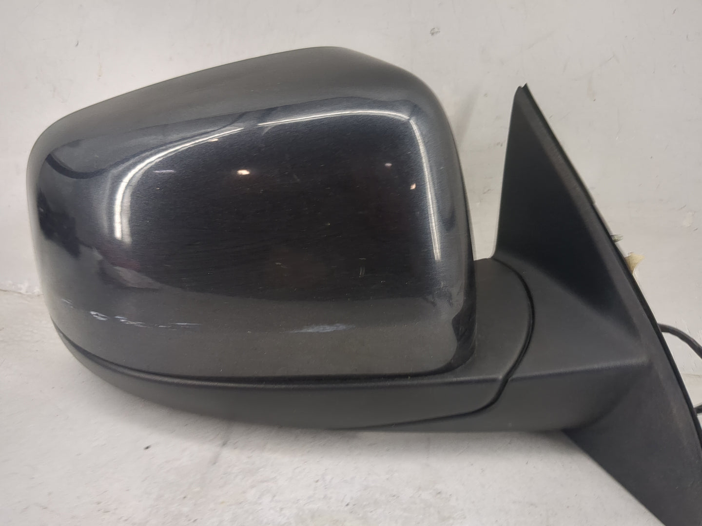 2011-2022 Jeep Grand Cherokee Passenger Side View Mirror - Right Door Mirror OEM Used - Oemusedautoparts1.com