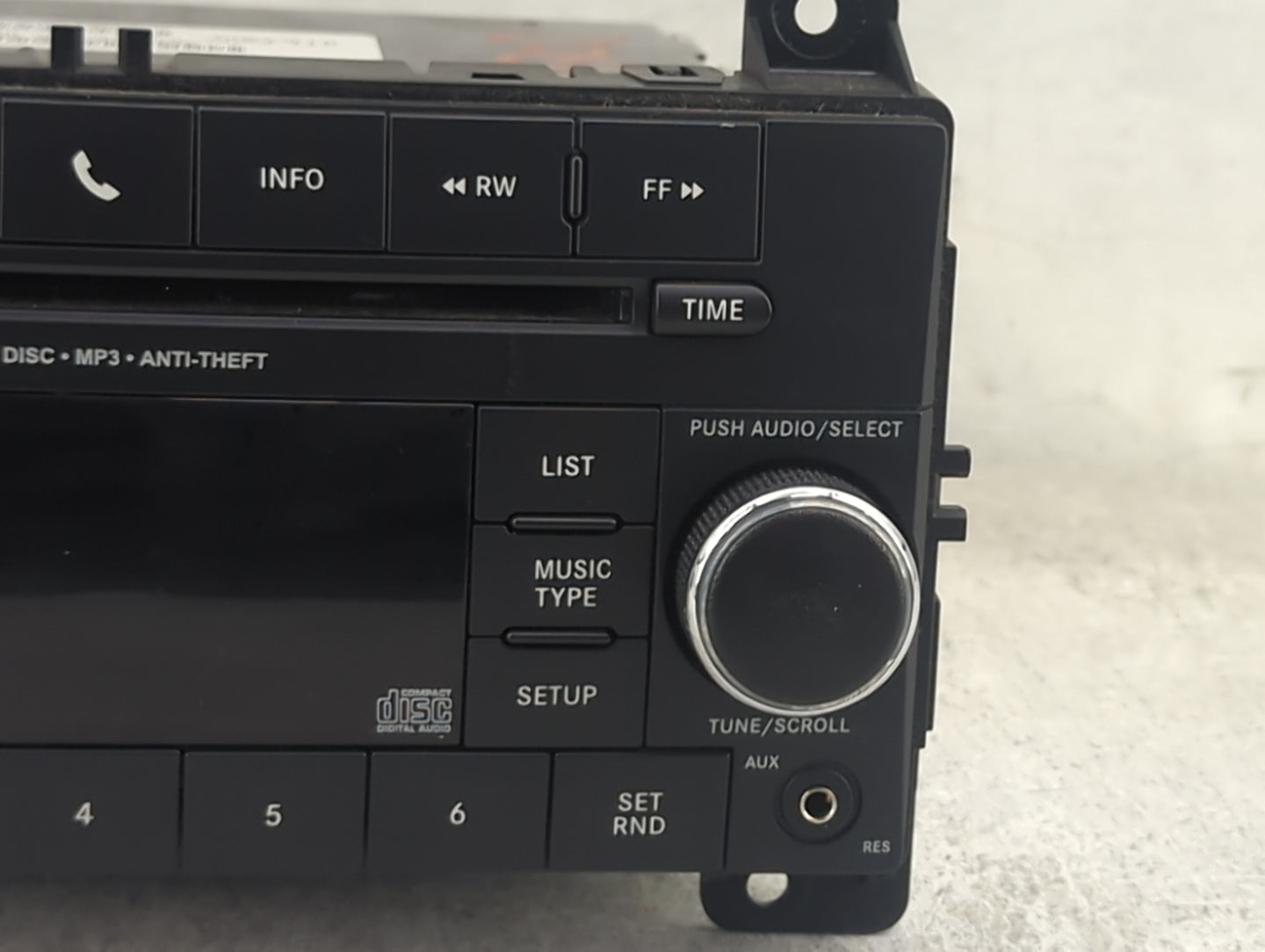 2013 Jeep Grand Cherokee Radio AM FM Cd Player Receiver Replacement P/N:P05091193AC 05091193AC Fits OEM Used Auto Parts - Oe