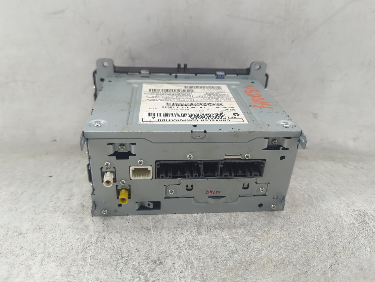 2013 Jeep Grand Cherokee Radio AM FM Cd Player Receiver Replacement P/N:P05091340AD Fits OEM Used Auto Parts - Oemusedautopa