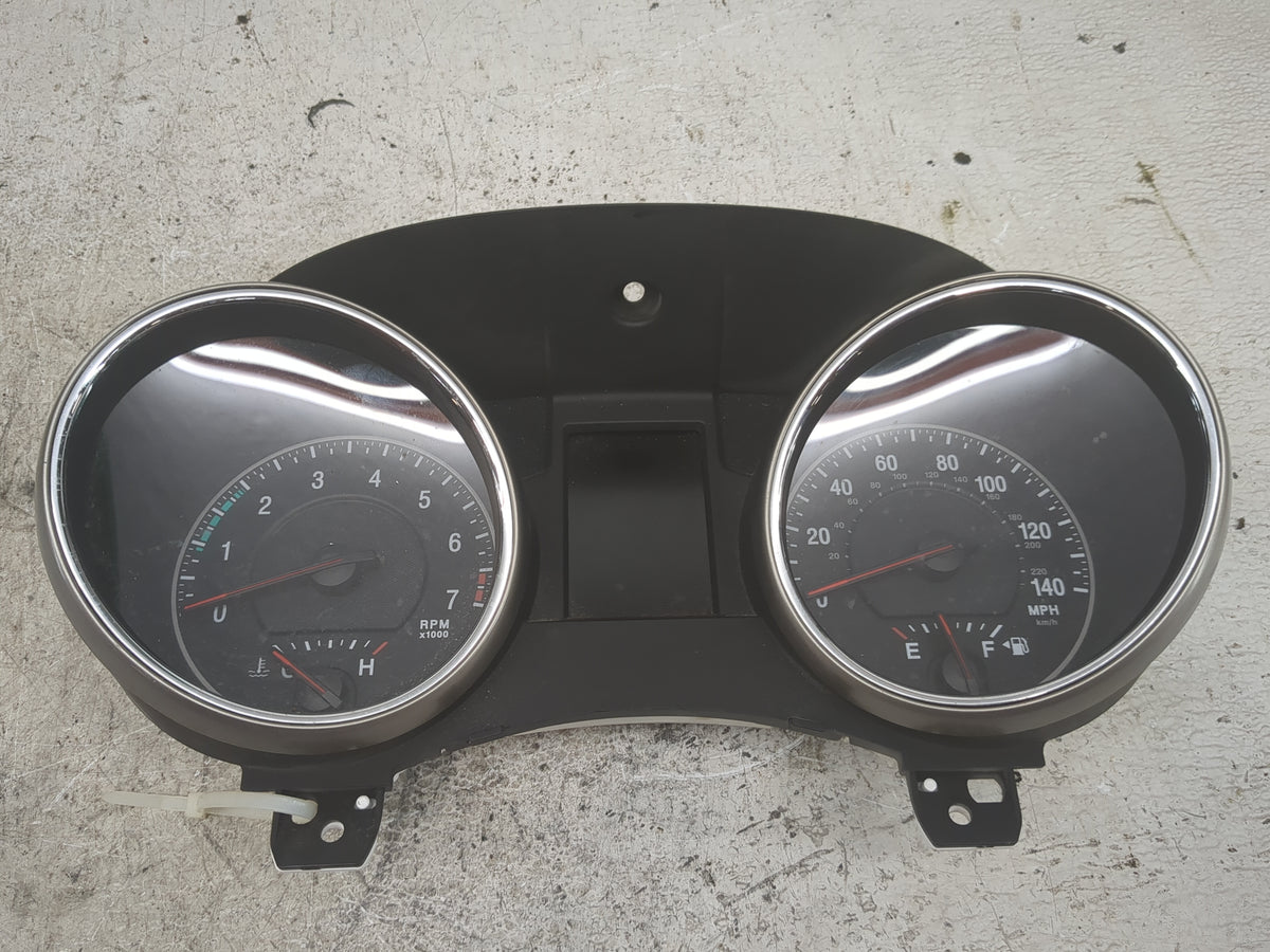 2013 Jeep Grand Cherokee Instrument Cluster Speedometer Gauges P/N:68186247AA CR-0039-602-M0-CO Miles: Fits OEM Used Auto Pa