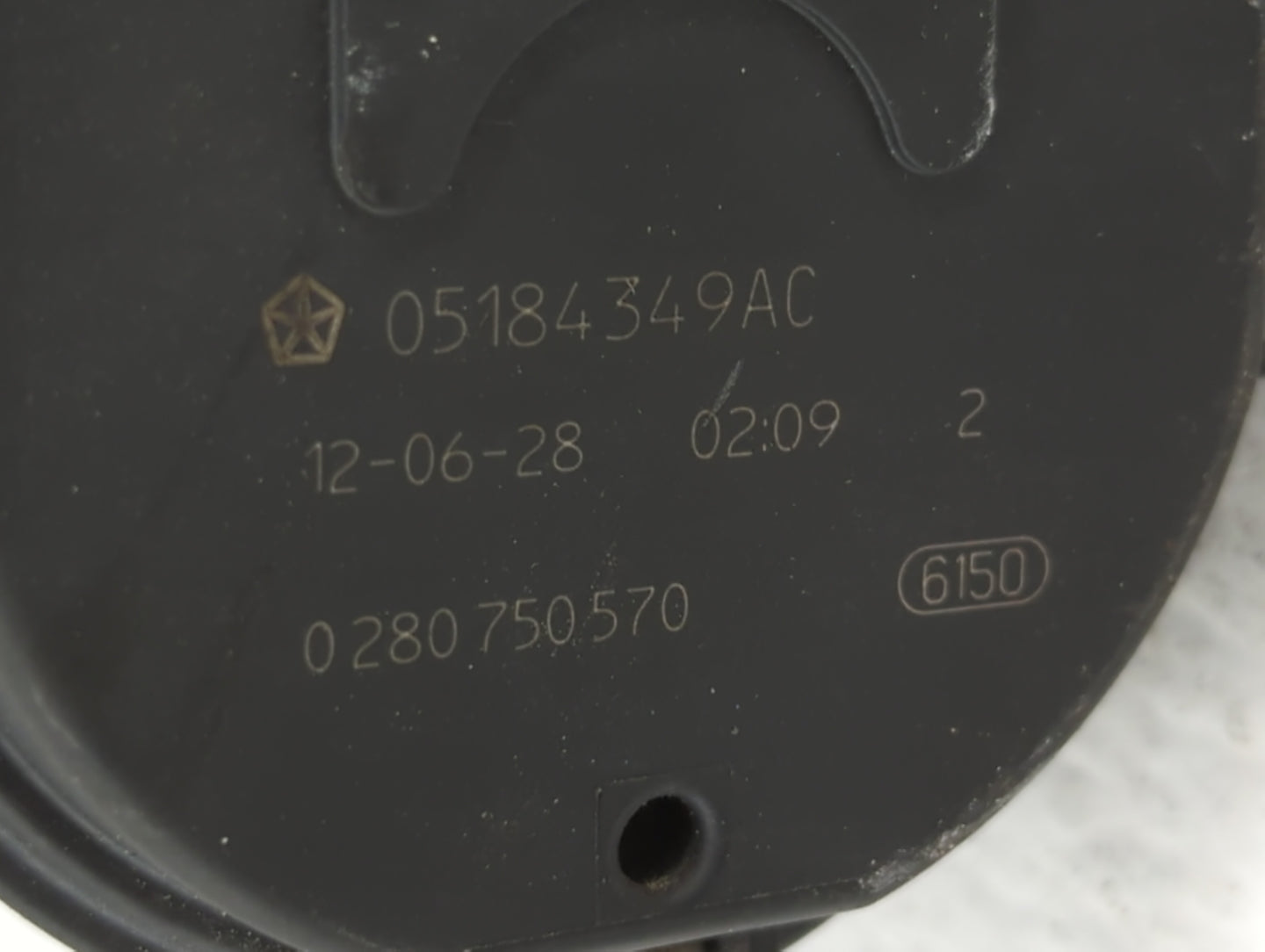2011-2019 Jeep Grand Cherokee Throttle Body P/N:05184349AC 05184349AE Fits Fits 2011 2012 2013 2014 2015 2016 2017 2018 2019