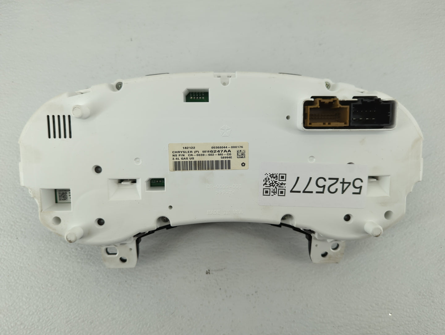 2013 Jeep Grand Cherokee Instrument Cluster Speedometer Gauges P/N:68186247AA Miles: Fits OEM Used Auto Parts - Oemusedautop
