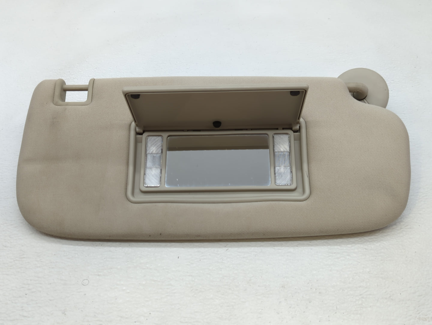 2011-2013 Jeep Grand Cherokee Sun Visor Shade Replacement Passenger Right Mirror Fits OEM Used Auto Parts - Oemusedautoparts
