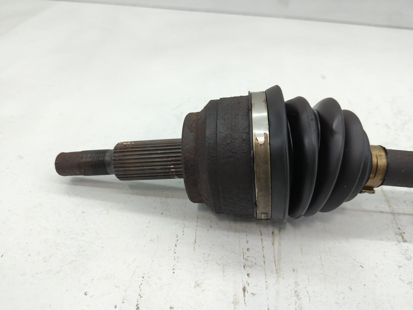 2011-2022 Jeep Grand Cherokee Axle Shaft Front Driver Cv C/v - Oemusedautoparts1.com