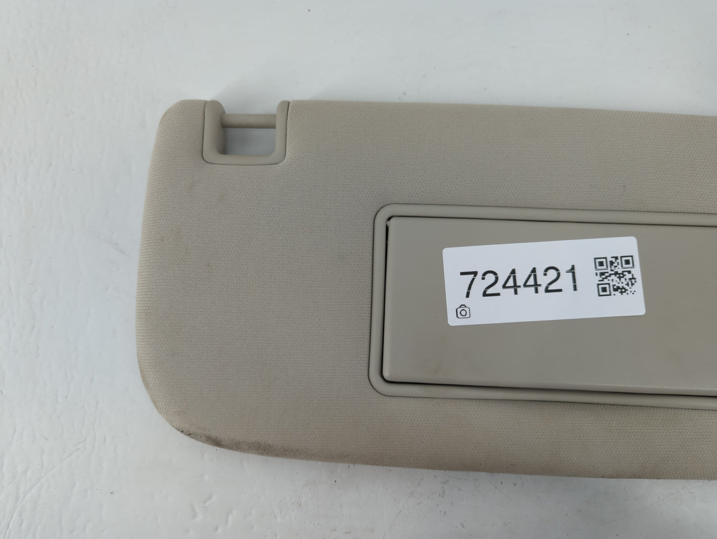 2011-2013 Jeep Grand Cherokee Sun Visor Shade Replacement Passenger Right Mirror Fits OEM Used Auto Parts - Oemusedautoparts