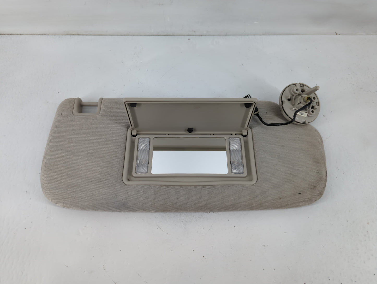 2011-2013 Jeep Grand Cherokee Sun Visor Shade Replacement Passenger Right Mirror Fits OEM Used Auto Parts - Oemusedautoparts