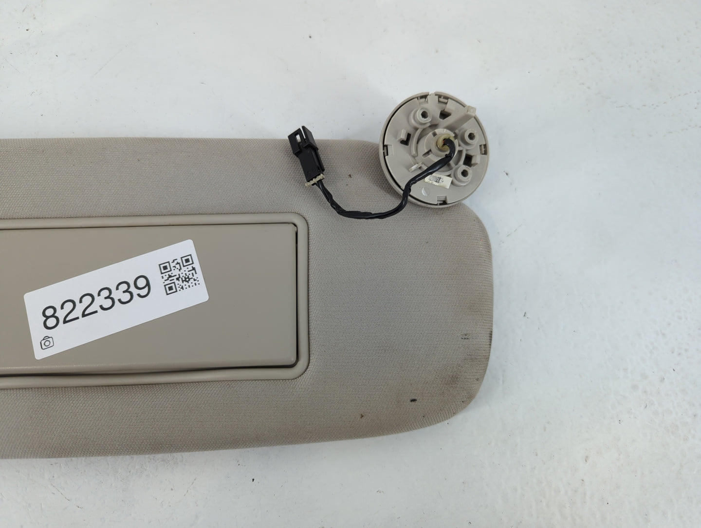 2011-2013 Jeep Grand Cherokee Sun Visor Shade Replacement Passenger Right Mirror Fits OEM Used Auto Parts - Oemusedautoparts