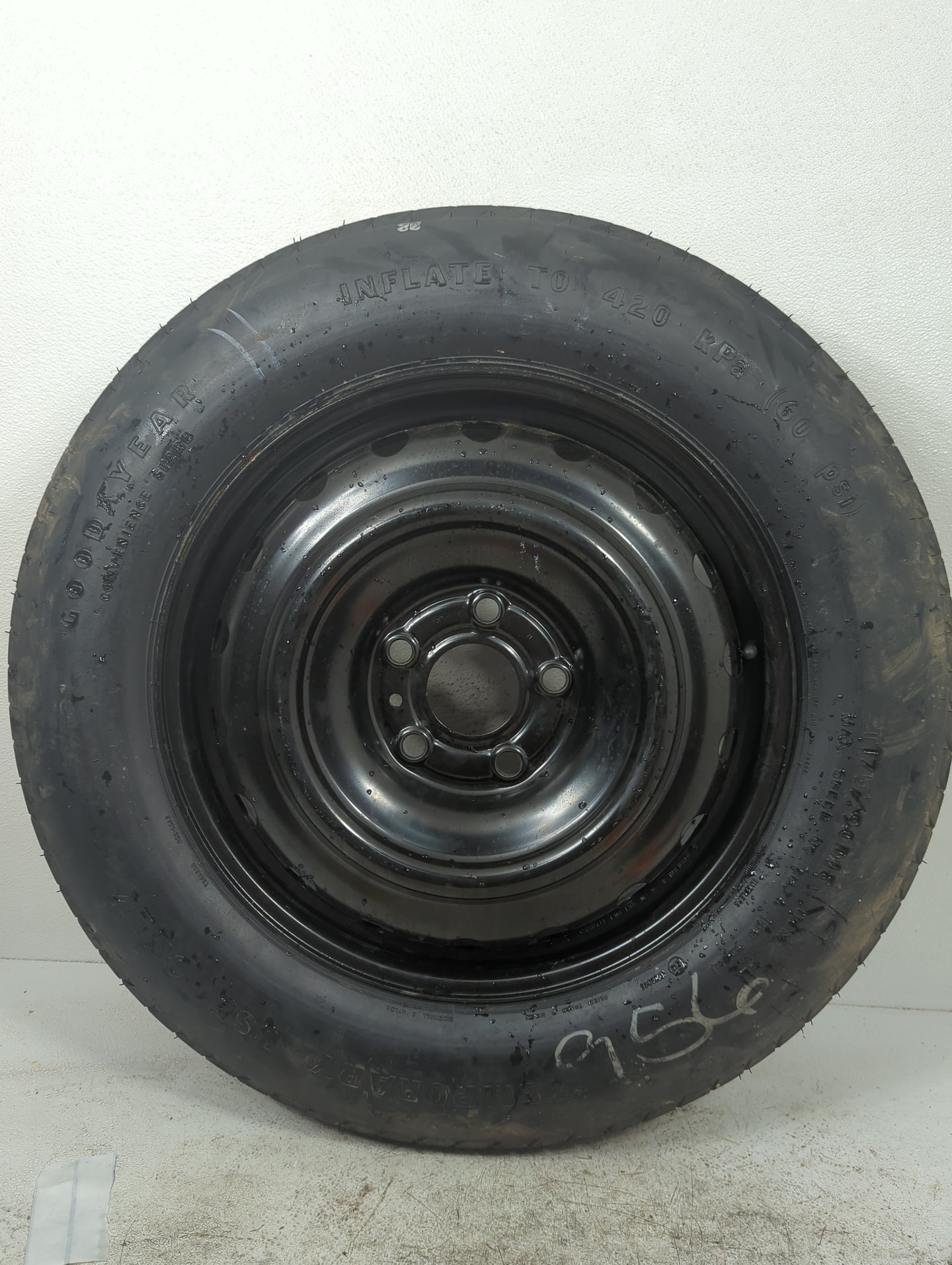 2011-2013 Jeep Grand Cherokee Spare Donut Tire Wheel Rim Oem - Oemusedautoparts1.com