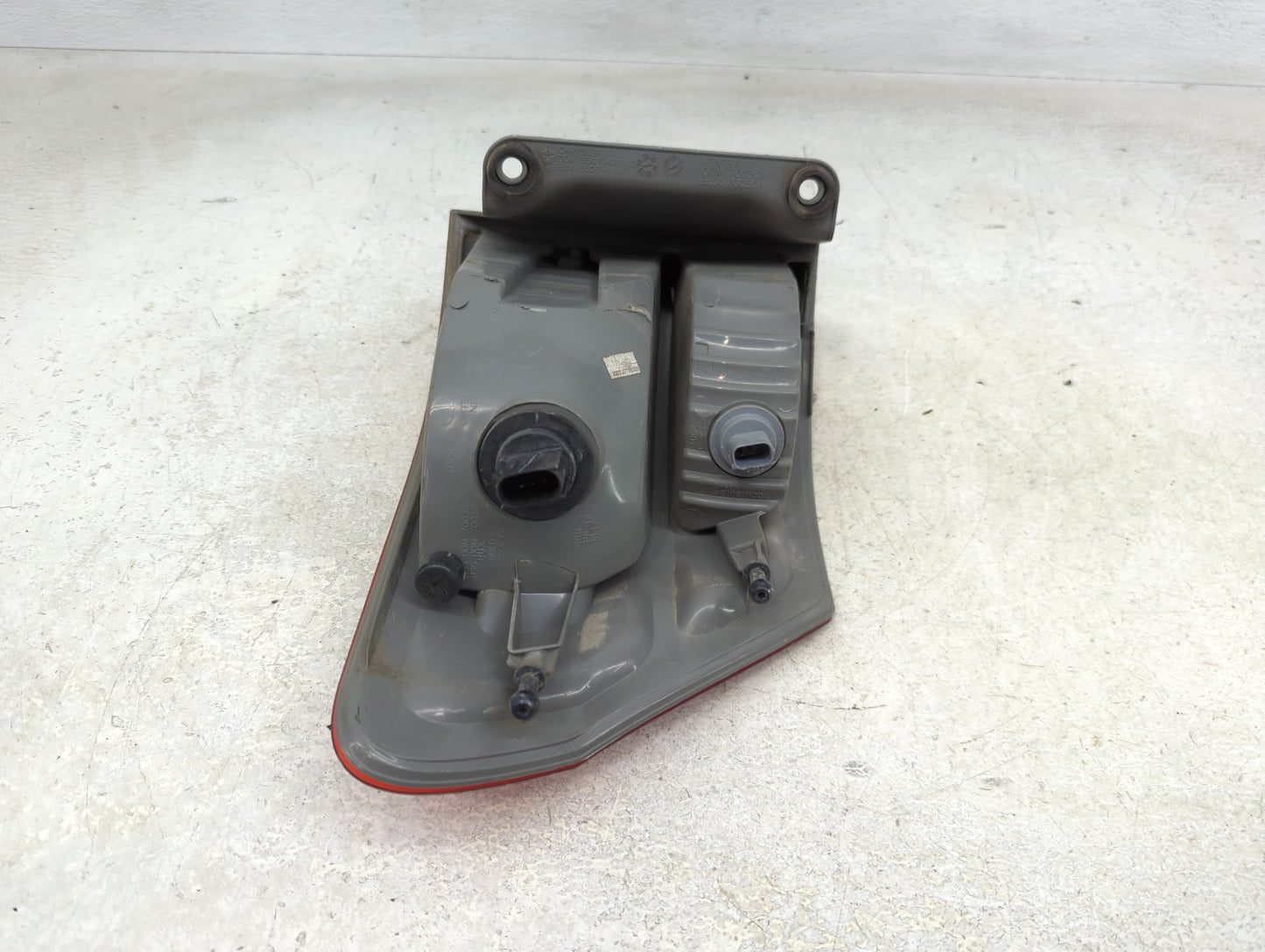 2013 Jeep Grand Cherokee Tail Light Assembly Passenger Right OEM Fits OEM Used Auto Parts - Oemusedautoparts1.com