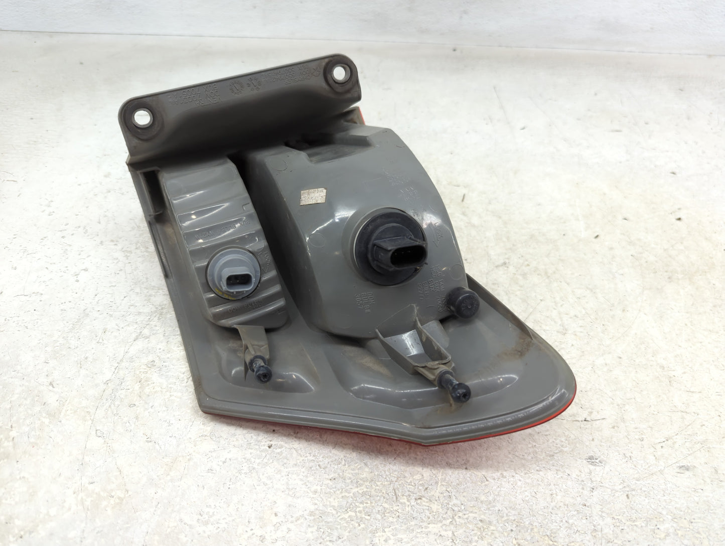 2013 Jeep Grand Cherokee Tail Light Assembly Driver Left OEM Fits OEM Used Auto Parts - Oemusedautoparts1.com