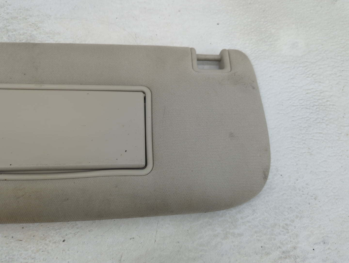 2011-2013 Jeep Grand Cherokee Sun Visor Shade Replacement Driver Left Mirror Fits OEM Used Auto Parts - Oemusedautoparts1.co