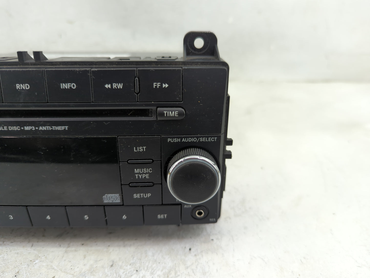 2013 Jeep Grand Cherokee Radio AM FM Cd Player Receiver Replacement P/N:P05091165AC 05091165AC Fits OEM Used Auto Parts - Oe