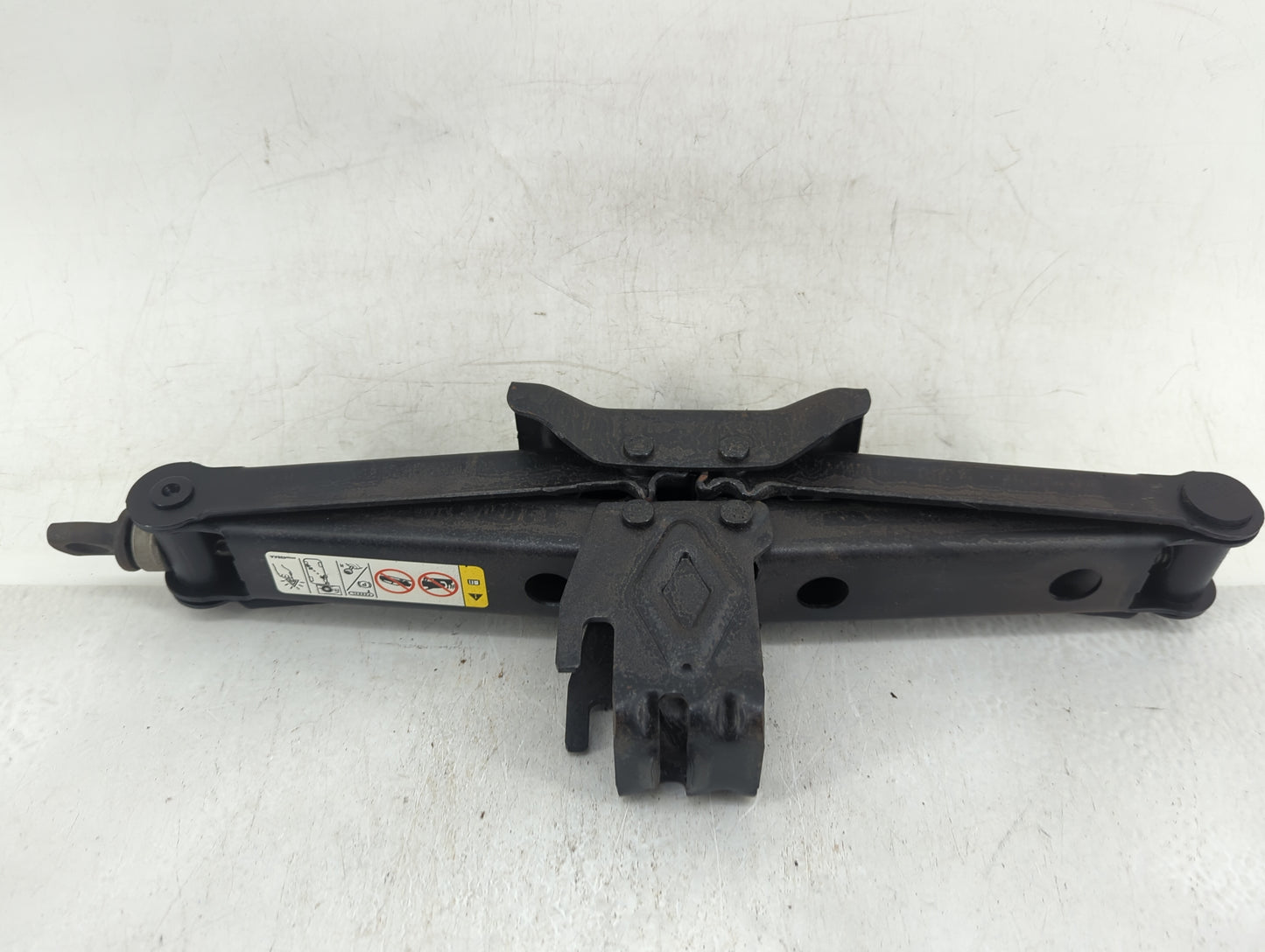 2013 Jeep Grand Cherokee Spare Scissor Car Jack Black - Oemusedautoparts1.com