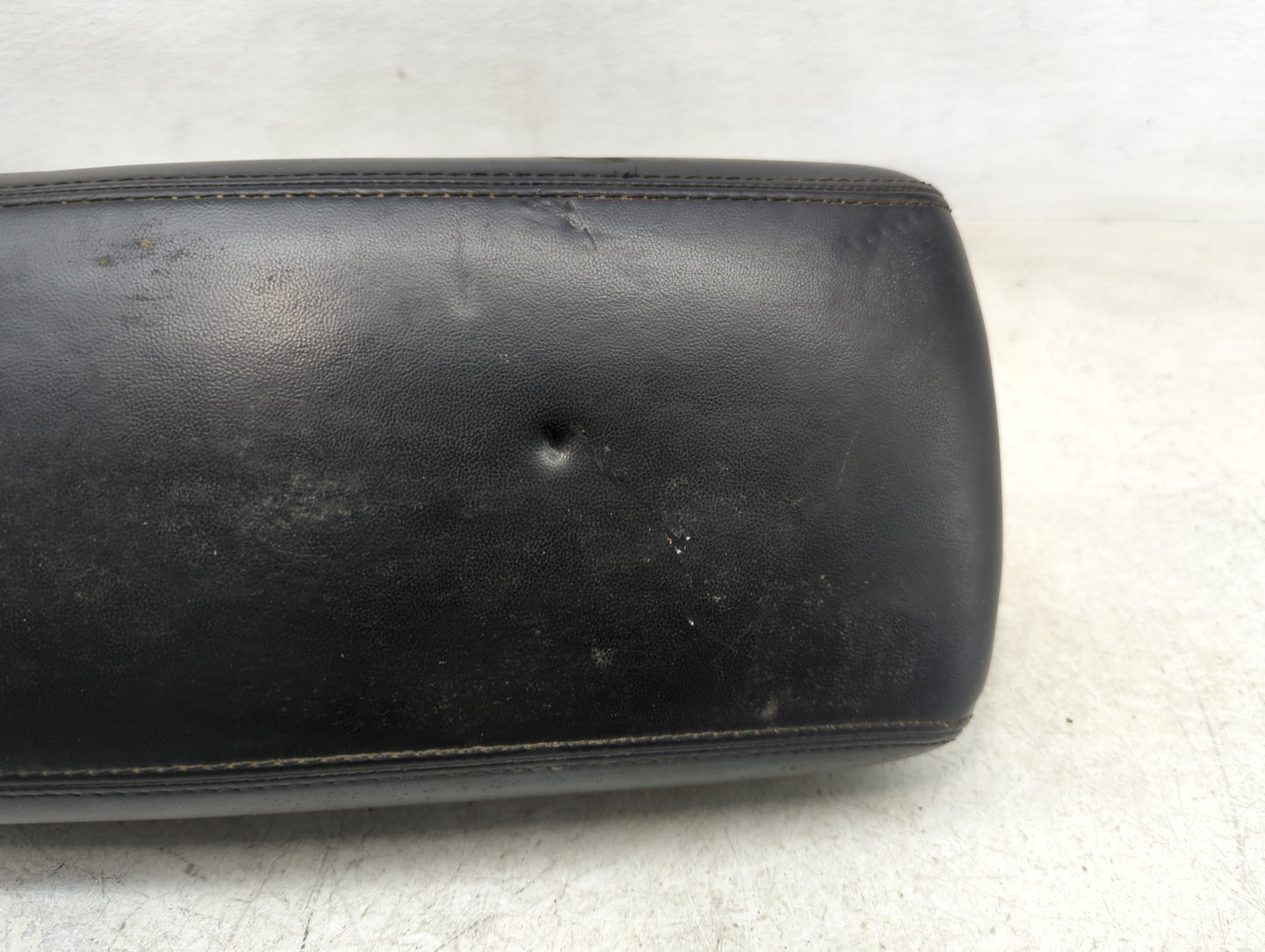 2011-2022 Jeep Grand Cherokee Center Console Armrest Cover Lid Fits Fits 2011 2012 2013 2014 2015 2022 OEM Used Auto Parts -