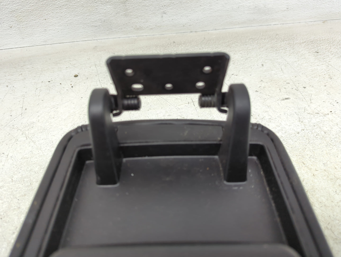 2011-2022 Jeep Grand Cherokee Center Console Armrest Cover Lid Fits Fits 2011 2012 2013 2014 2015 2022 OEM Used Auto Parts -