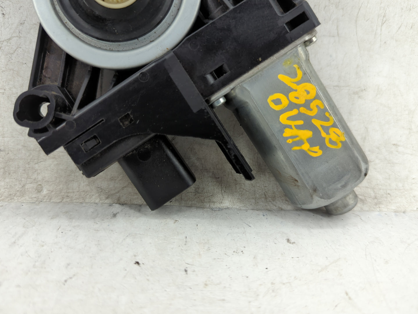 2011-2022 Jeep Grand Cherokee Passenger Front Right Power Window Motor - Oemusedautoparts1.com