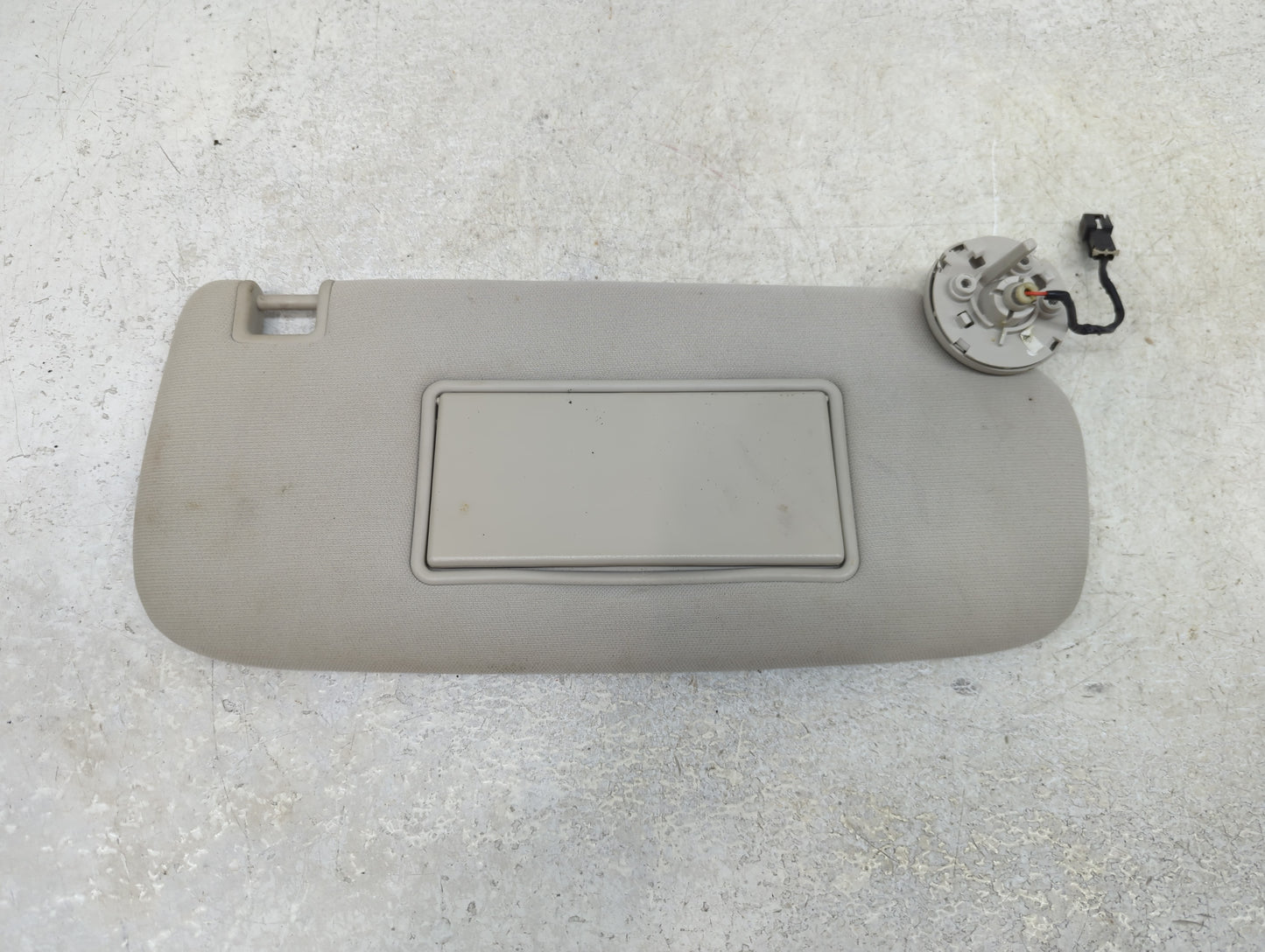 2011-2013 Jeep Grand Cherokee Sun Visor Shade Replacement Passenger Right Mirror Fits OEM Used Auto Parts - Oemusedautoparts