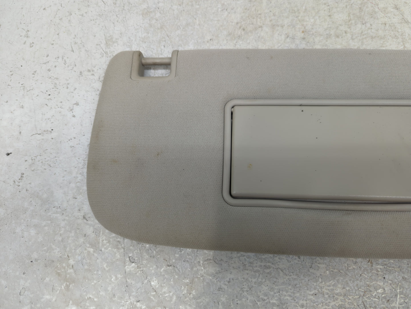2011-2013 Jeep Grand Cherokee Sun Visor Shade Replacement Passenger Right Mirror Fits OEM Used Auto Parts - Oemusedautoparts