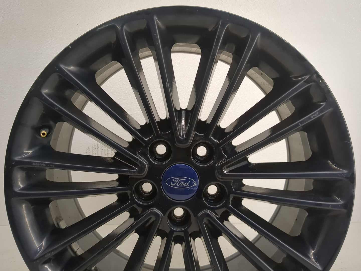 Jeep Liberty Oem Wheel Rim 1199318 - Oemusedautoparts1.com