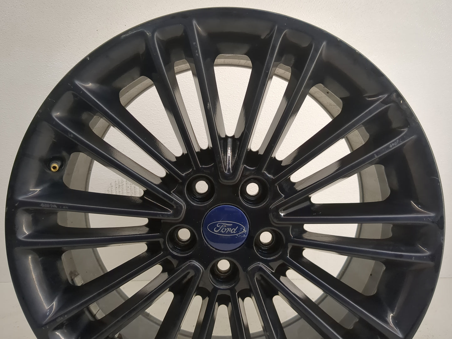 Jeep Liberty Oem Wheel Rim 1199318 - Oemusedautoparts1.com