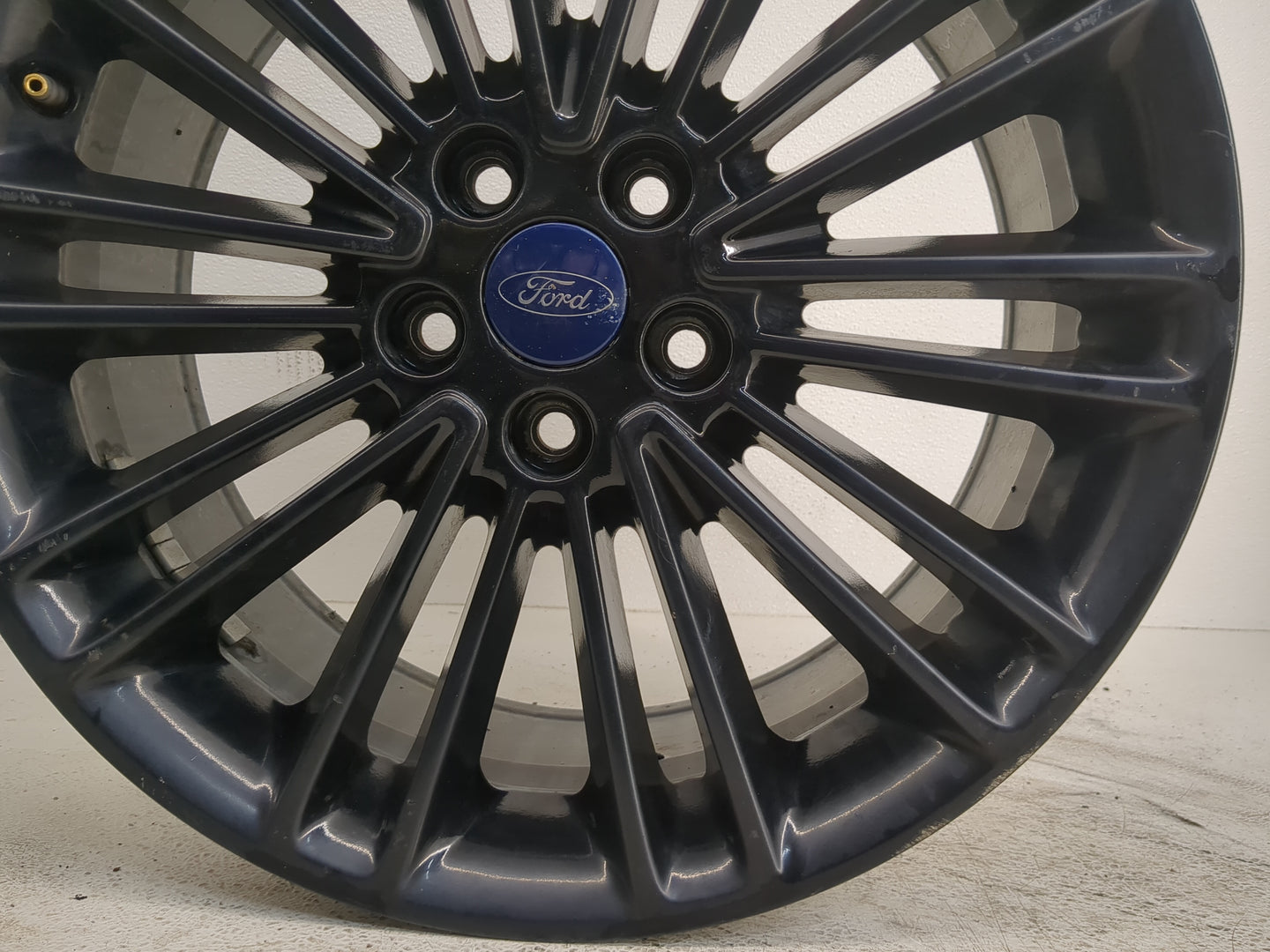 Jeep Liberty Oem Wheel Rim 1199318 - Oemusedautoparts1.com