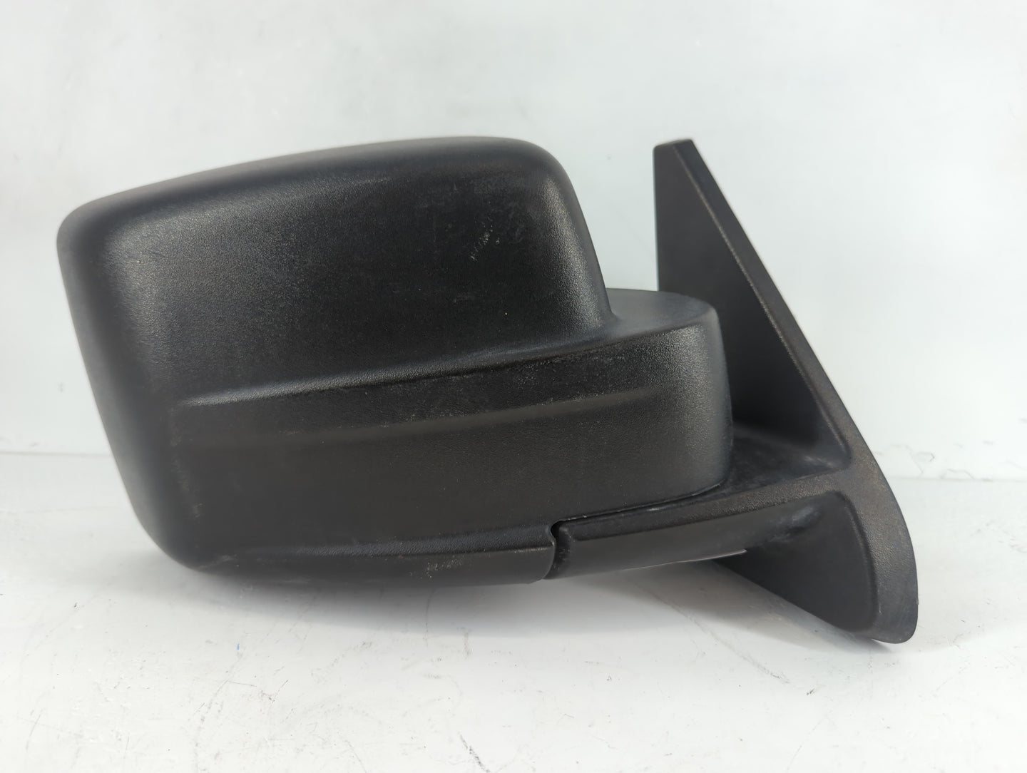 2013-2015 Jeep Patriot Passenger Side View Mirror - Right Door Mirror OEM Used - Oemusedautoparts1.com