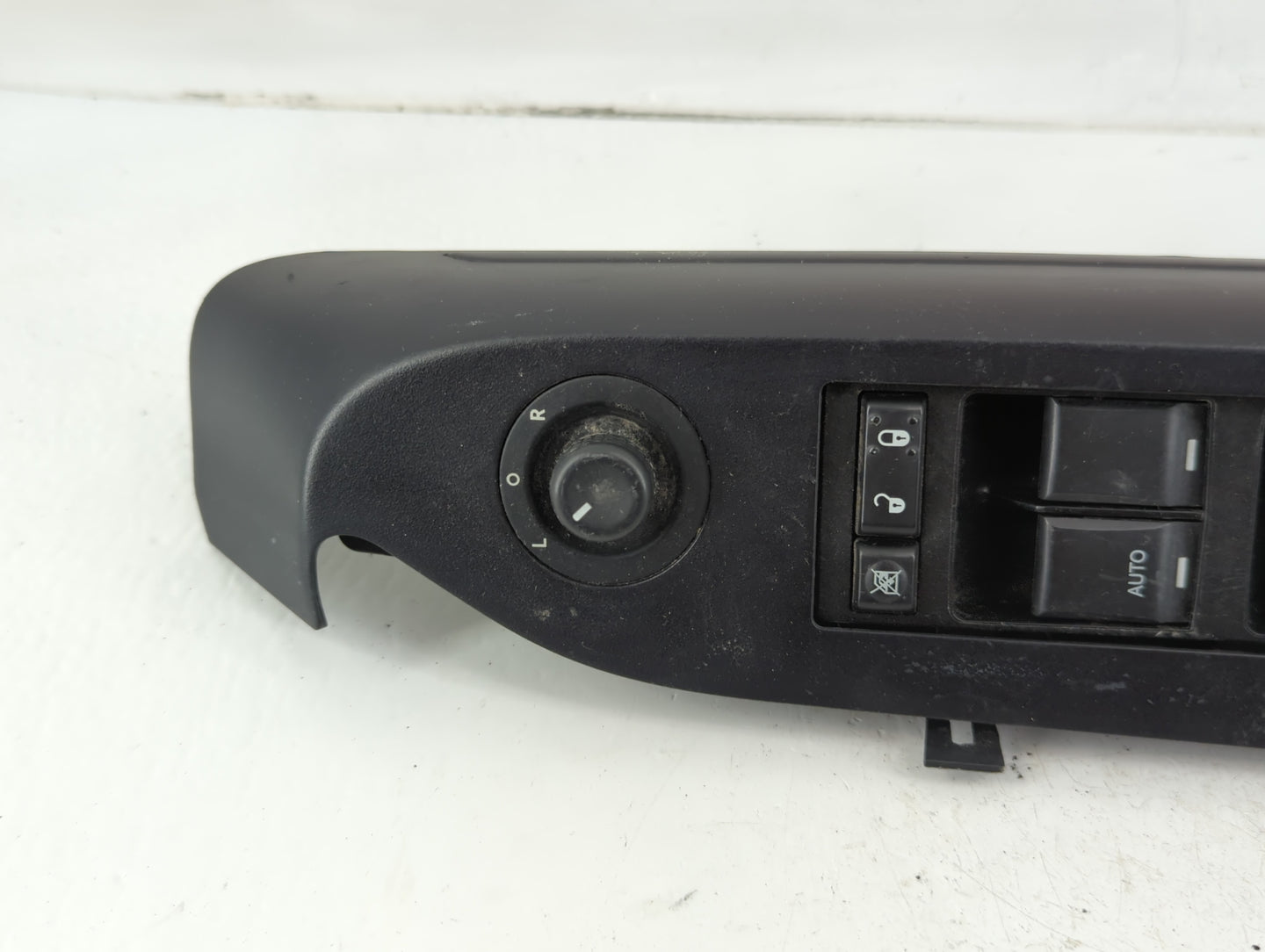 2011-2017 Jeep Patriot Master Power Window Switch Replacement Driver Side Left P/N:50622921027 Fits OEM Used Auto Parts - Oe