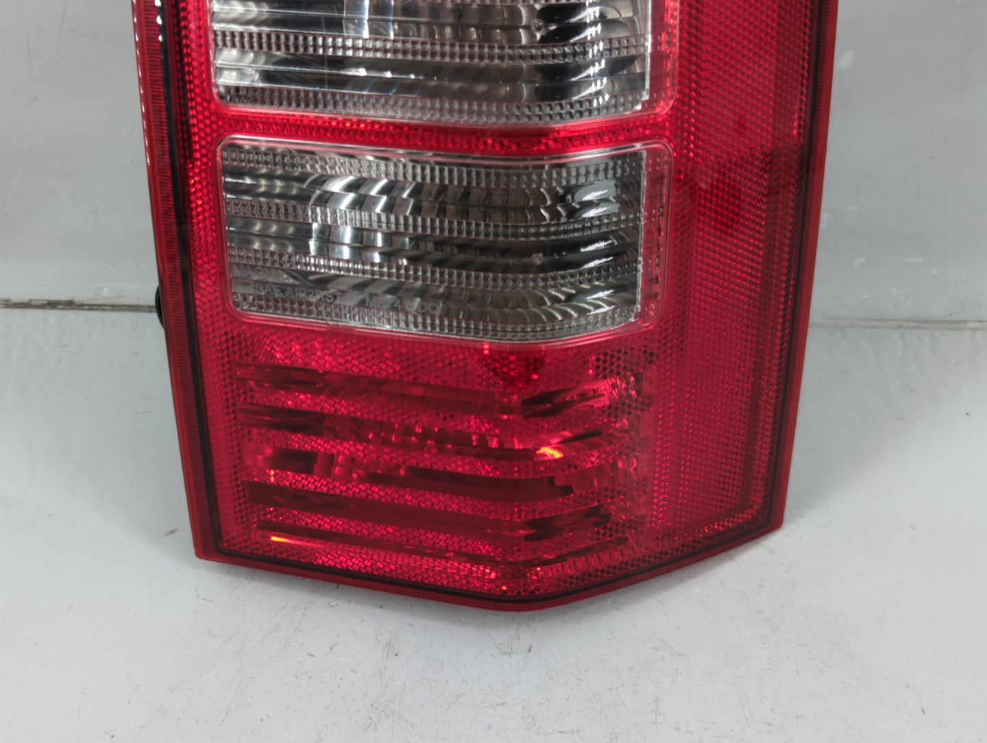 2008-2017 Jeep Patriot Tail Light Assembly Passenger Right OEM P/N:400378 Fits OEM Used Auto Parts - Oemusedautoparts1.com
