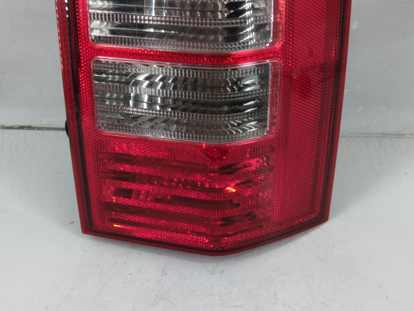 2008-2017 Jeep Patriot Tail Light Assembly Passenger Right OEM P/N:400378 Fits OEM Used Auto Parts - Oemusedautoparts1.com