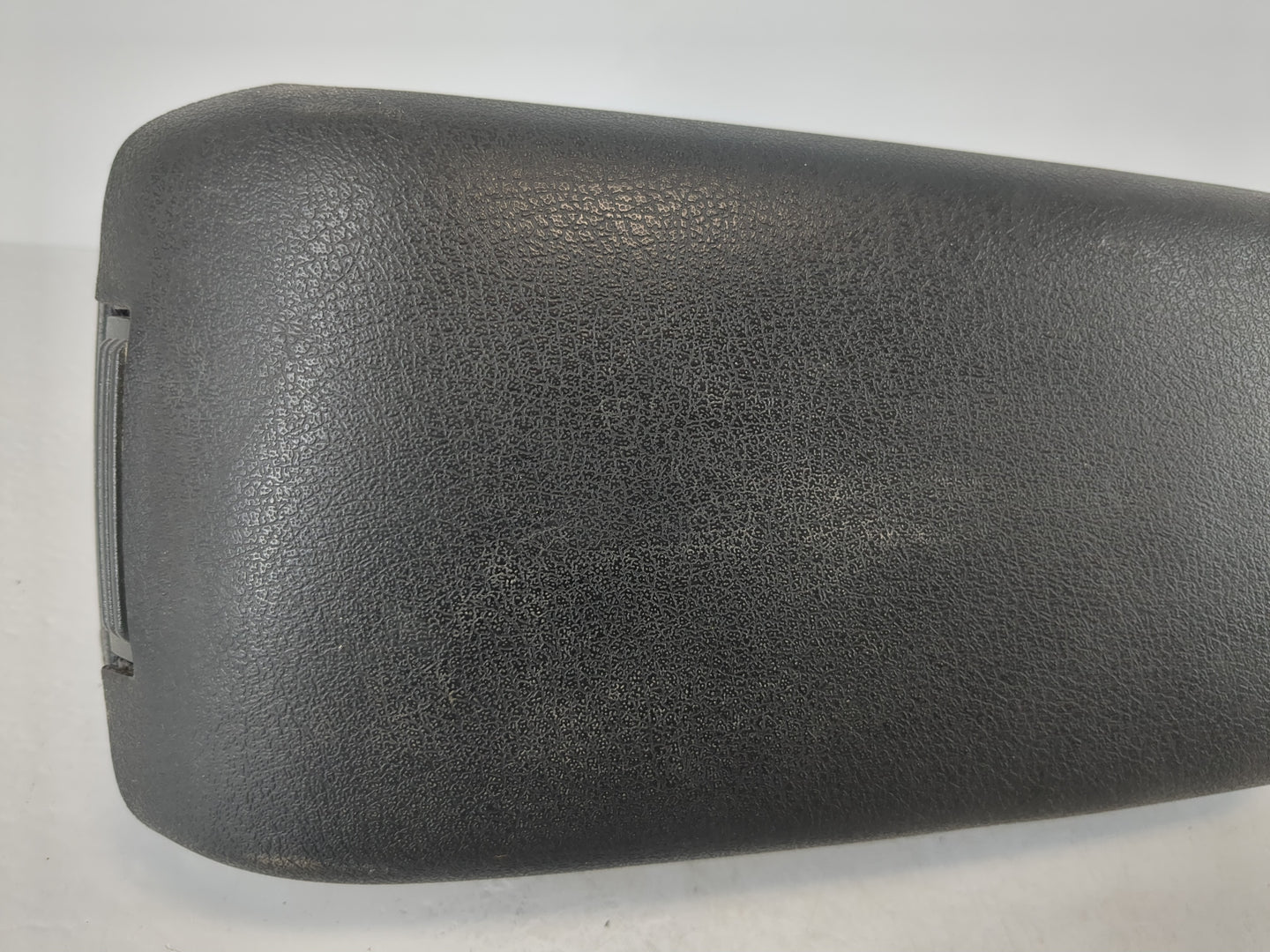 2011-2017 Jeep Patriot Center Console Armrest Cover Lid Fits Fits 2011 2012 2013 2014 2015 2016 2017 OEM Used Auto Parts - O