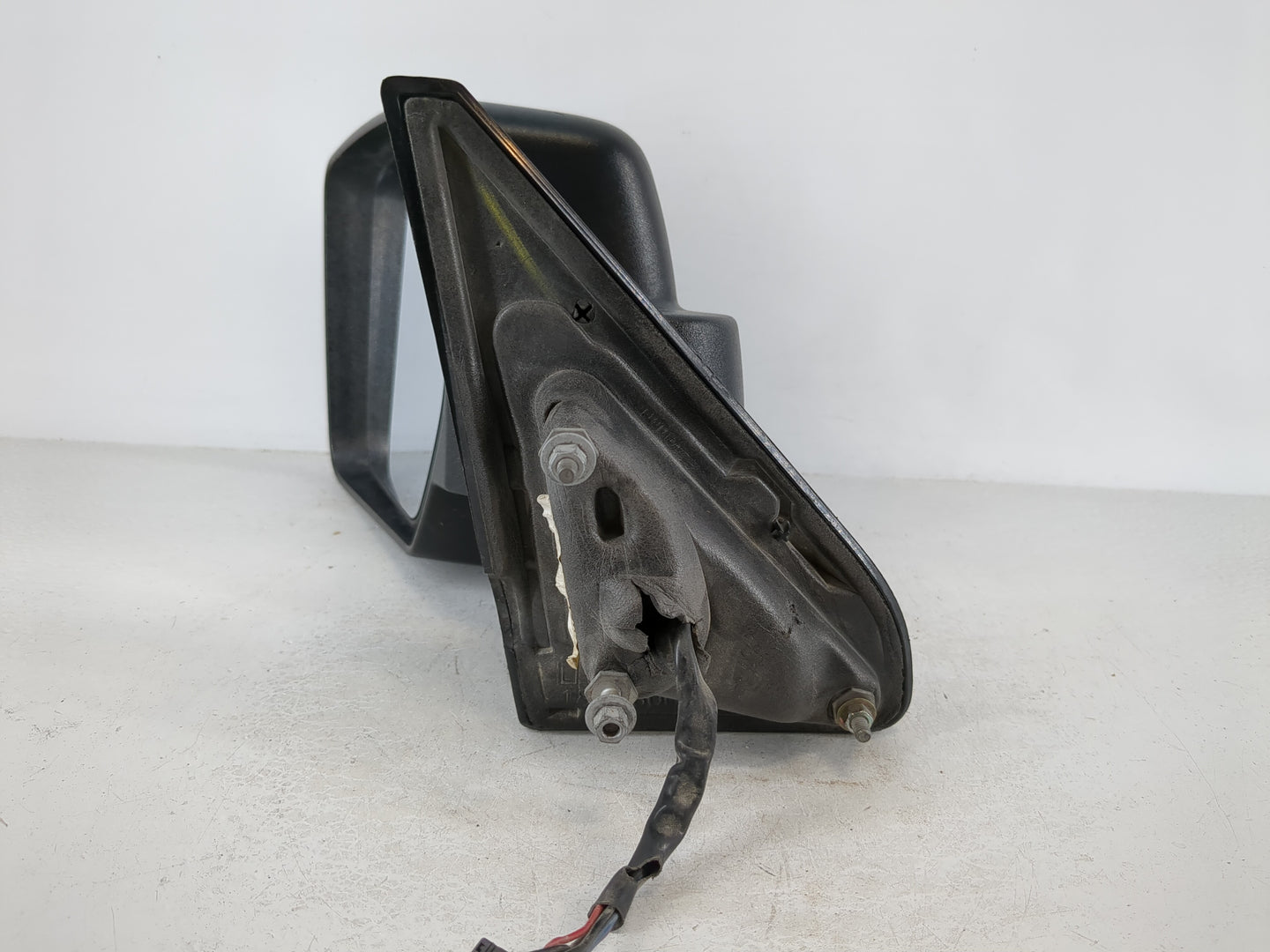 2013-2015 Jeep Patriot Driver Side View Mirror - Left Door Mirror OEM Used - Oemusedautoparts1.com