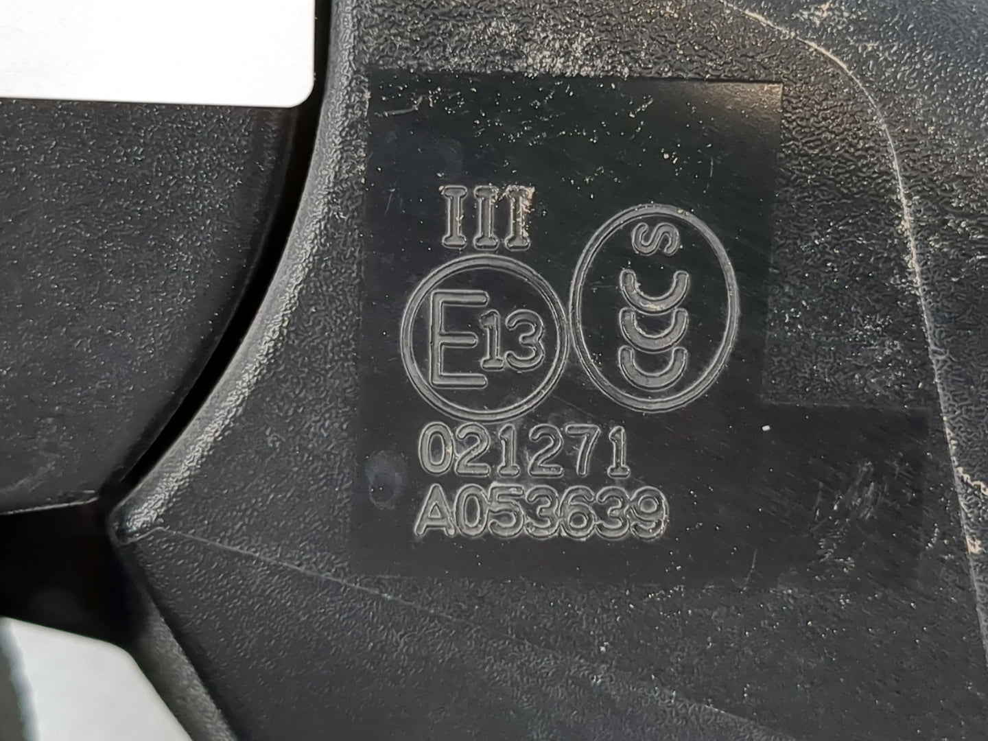 2013-2015 Jeep Patriot Driver Side View Mirror - Left Door Mirror OEM Used - Oemusedautoparts1.com