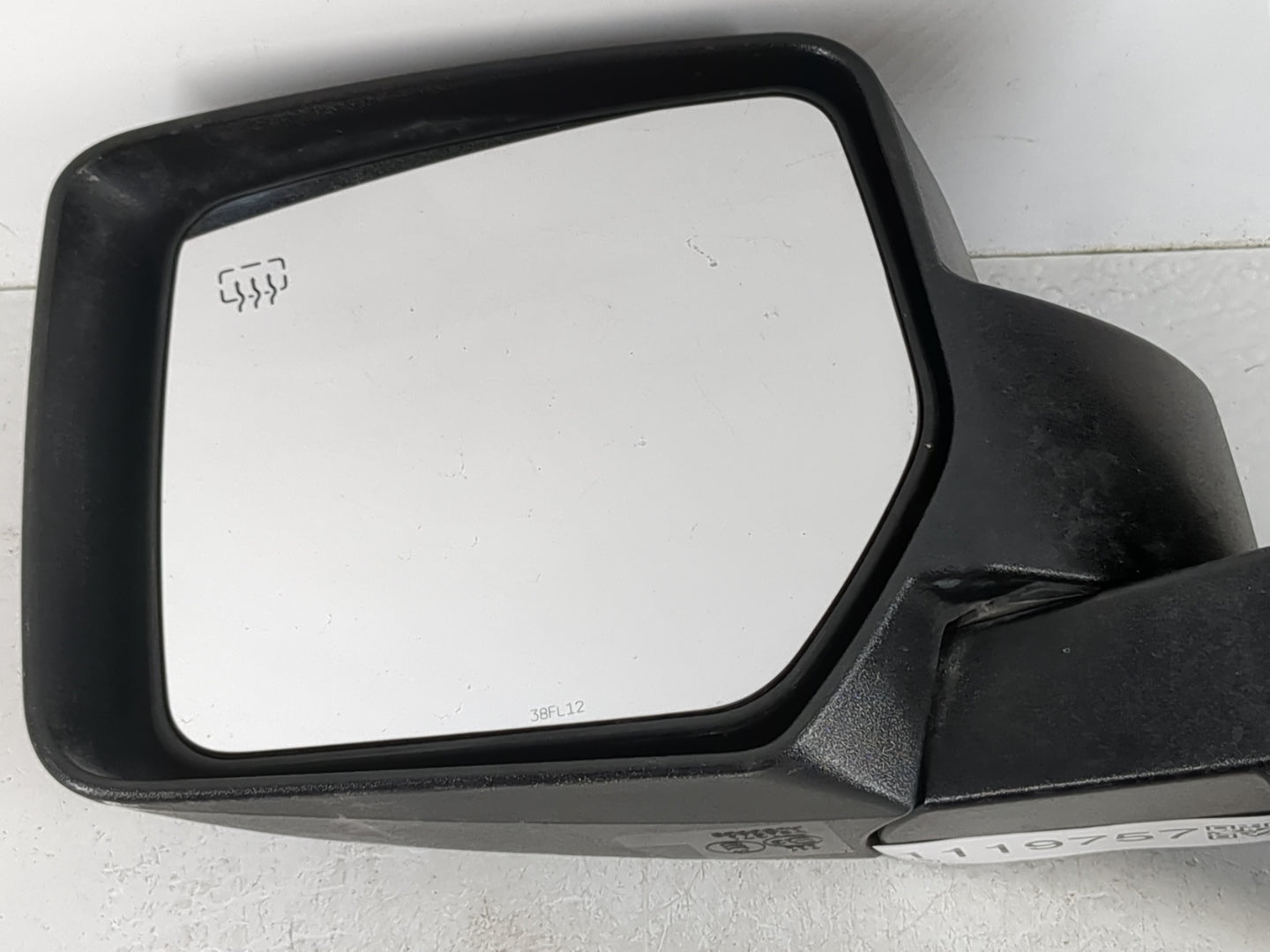 2013-2015 Jeep Patriot Driver Side View Mirror - Left Door Mirror OEM Used - Oemusedautoparts1.com