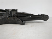 2013 Jeep Patriot Spare Scissor Car Jack 1120622 - Oemusedautoparts1.com